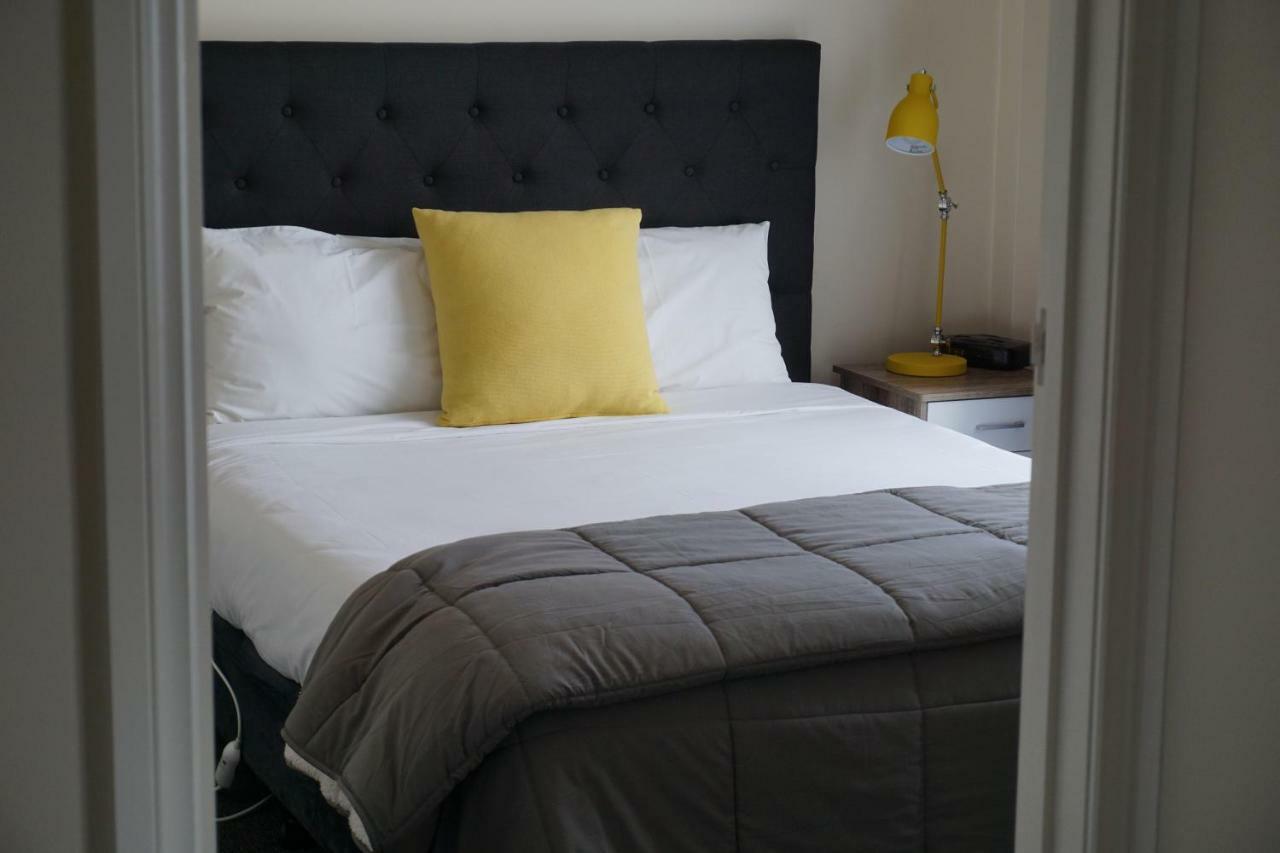 Ashmont Motel And Apartments Порт Феъри Екстериор снимка