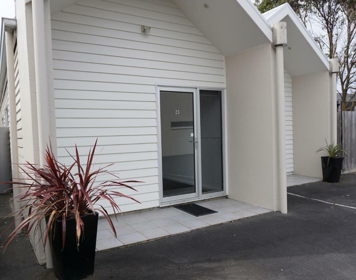 Ashmont Motel And Apartments Порт Феъри Екстериор снимка